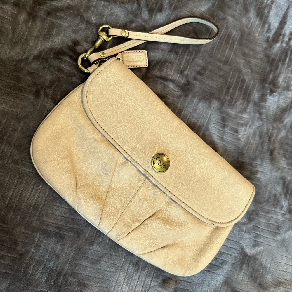 Coach cream wristlet
